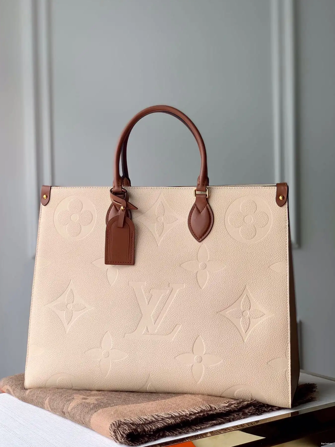 Repladies VUITTON CABAS ONTHEGO LOUIS GM 0514